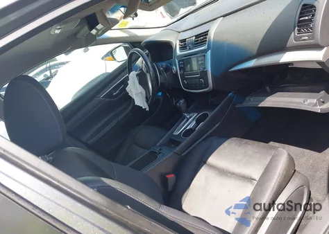 2017 Nissan Altima 2.5 Sr z USA, uszkodzony, nr VIN 1N4AL3AP9HC180622